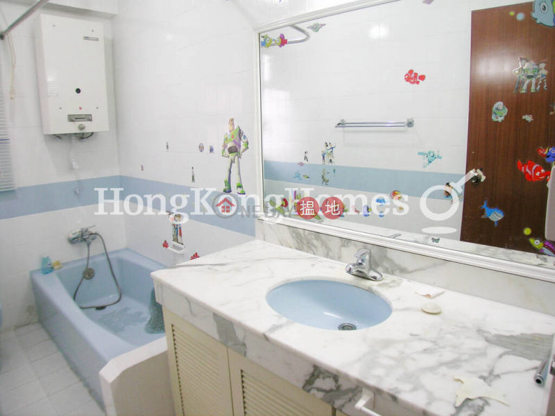 Property Search Hong Kong | OneDay | Residential Rental Listings, 3 Bedroom Family Unit for Rent at Block 19-24 Baguio Villa