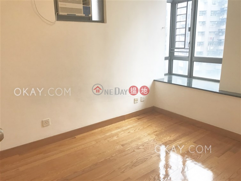 HK$ 12.8M | Hollywood Terrace, Central District, Nicely kept 2 bedroom in Sheung Wan | For Sale