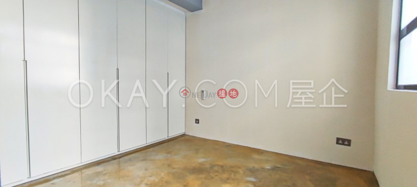 Unique 1 bedroom in Wong Chuk Hang | For Sale | E. Tat Factory Building 怡達工業大廈 Sales Listings
