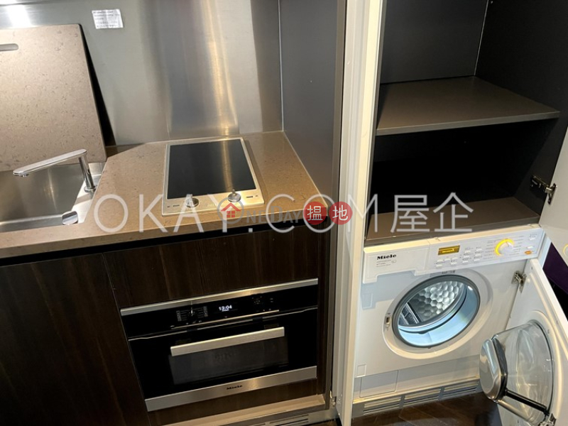 2房1廁,露台CASTLE ONE BY V出售單位|1衛城道 | 西區|香港|出售|HK$ 1,880萬