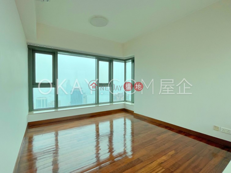 Stylish 3 bedroom on high floor with harbour views | Rental | Sky Horizon 海天峰 Rental Listings