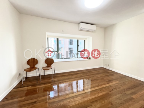 Elegant 3 bedroom in Wan Chai | Rental, Monmouth Place 萬信臺 | Wan Chai District (OKAY-R40854)_0