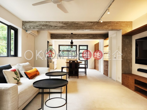 Rare house with terrace | Rental, Nga Lai Yuen 雅麗苑 | Tsuen Wan (OKAY-R735135)_0