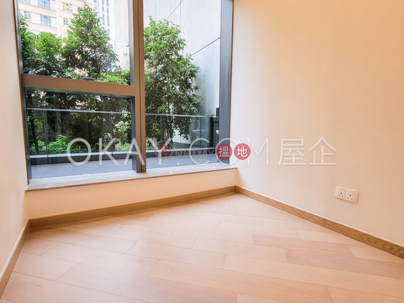 HK$ 39,000/ month, Novum West Tower 3, Western District Tasteful 2 bedroom with terrace | Rental