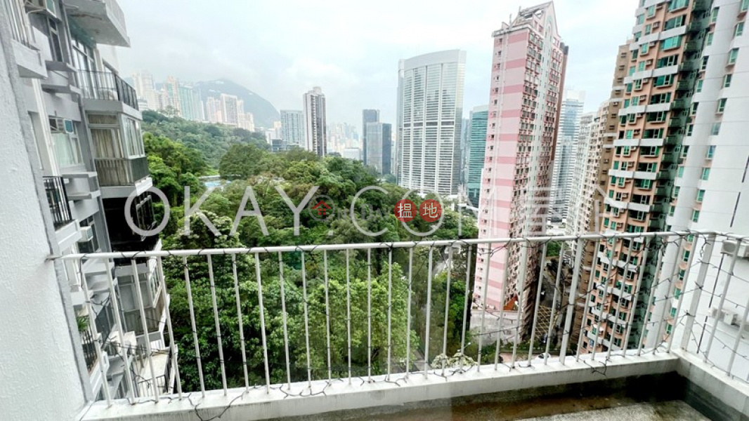HK$ 27M, Monticello Eastern District Charming 3 bedroom with balcony & parking | For Sale