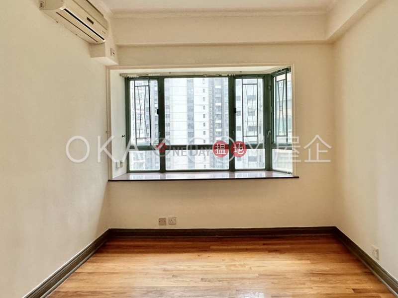 HK$ 32,000/ month, Goldwin Heights Western District Unique 3 bedroom in Mid-levels West | Rental