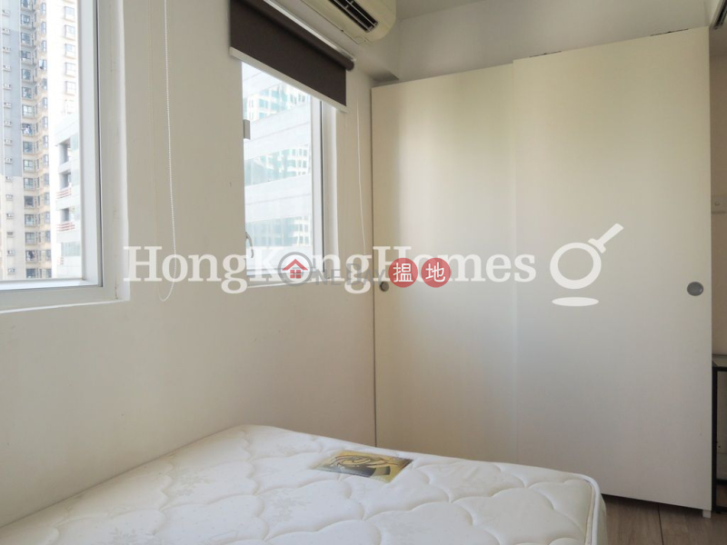 HK$ 15,000/ month | Universal Building | Central District | 1 Bed Unit for Rent at Universal Building