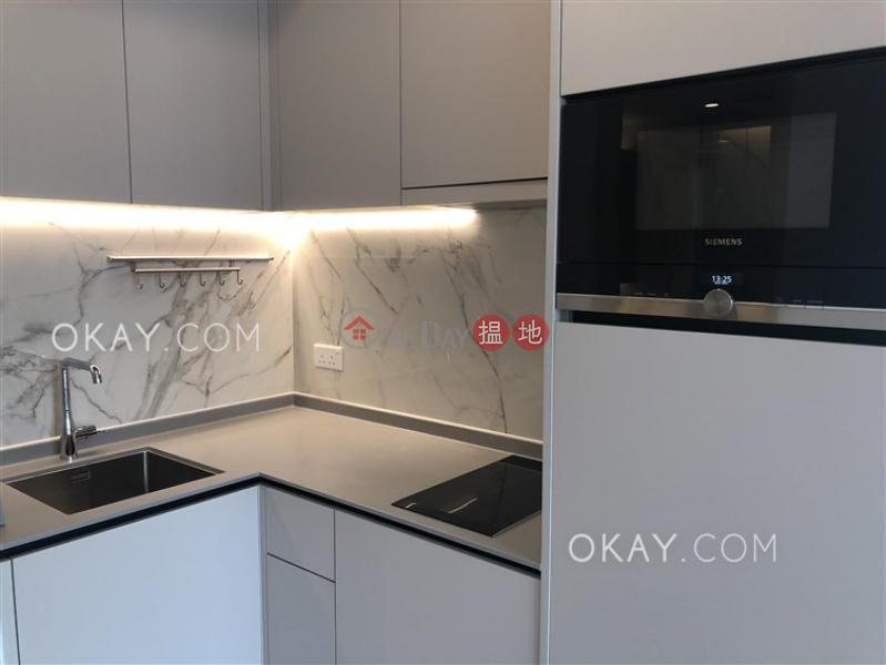 Tasteful 1 bedroom with balcony | Rental, 8 Hing Hon Road | Western District | Hong Kong, Rental | HK$ 27,000/ month