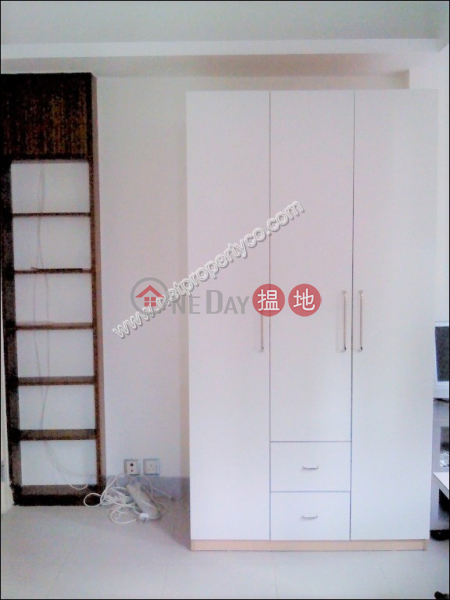Unit with Rooftop for Rent in Mid-Levels Central, 18 Tai Ping Shan Street | Central District Hong Kong Rental, HK$ 14,000/ month