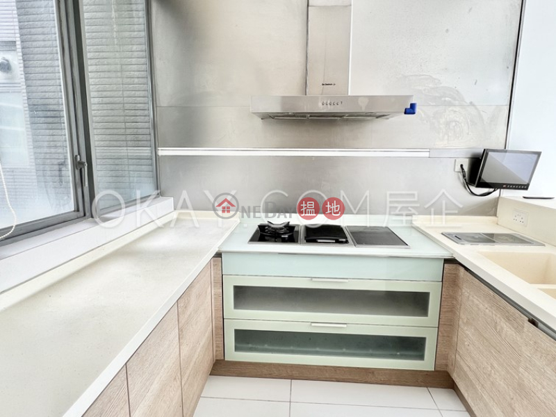 Unique 3 bedroom with sea views & balcony | For Sale | Positano on Discovery Bay For Rent or For Sale 愉景灣悅堤出租和出售 Sales Listings