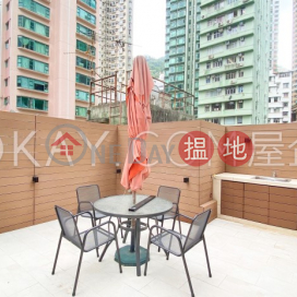Charming 1 bedroom on high floor with rooftop | Rental | Yuk Yat Building 旭日樓 _0