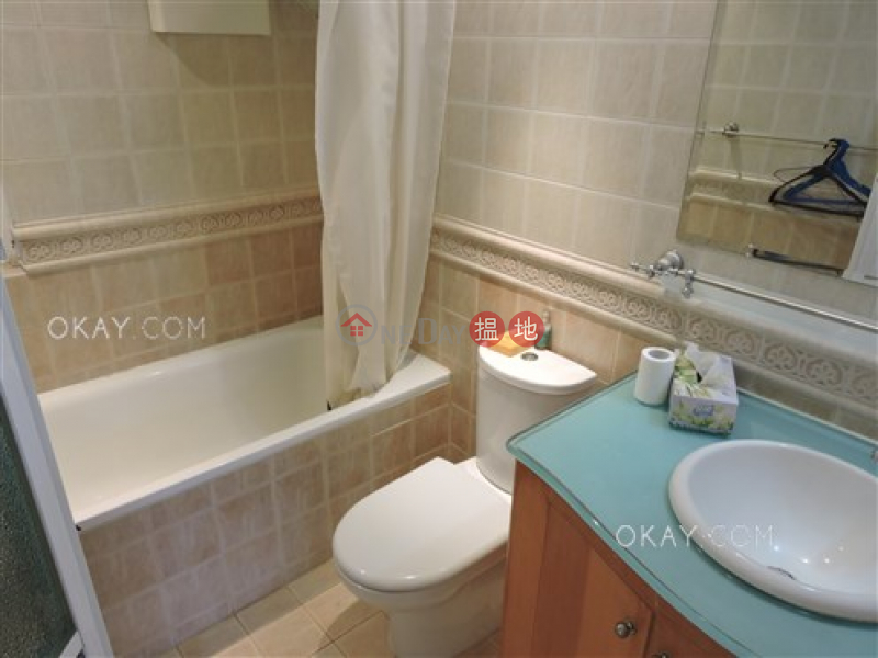 HK$ 33,000/ month, Ronsdale Garden Wan Chai District, Popular 2 bedroom on high floor with parking | Rental