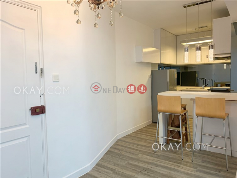 Charming 2 bedroom in Causeway Bay | Rental | Bright Star Mansion 星輝大廈 Rental Listings