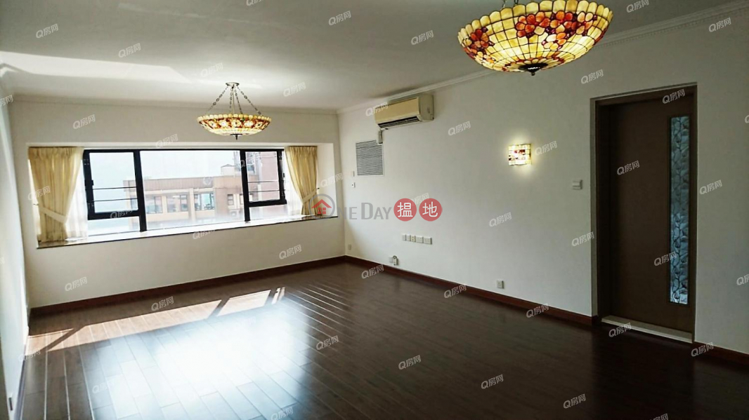 HK$ 28M | The Broadville, Wan Chai District, The Broadville | 3 bedroom Mid Floor Flat for Sale