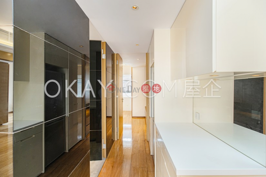Gorgeous 2 bedroom with sea views & parking | For Sale 82 Repulse Bay Road | Southern District, Hong Kong Sales | HK$ 23.8M