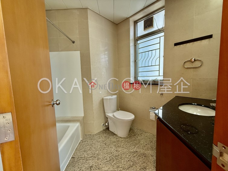 Gorgeous 3 bedroom with sea views | Rental | Sorrento Phase 2 Block 2 擎天半島2期2座 Rental Listings