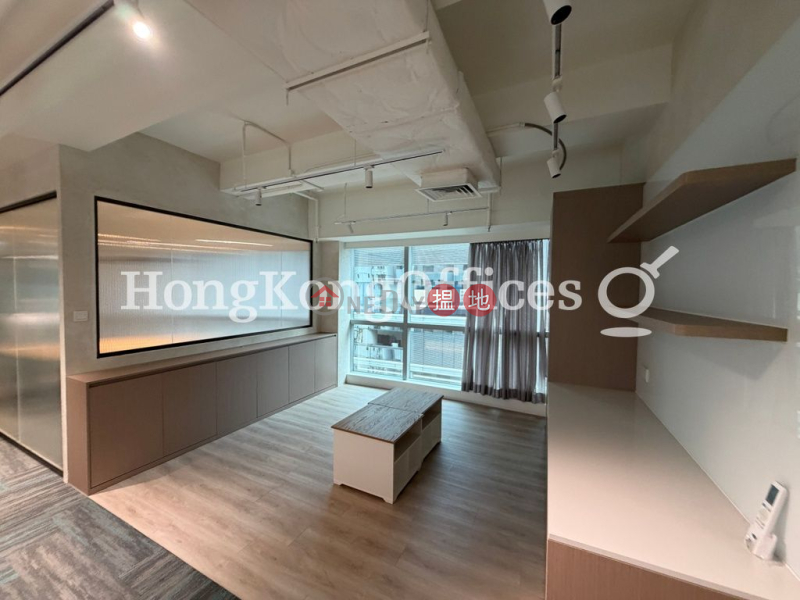 HK$ 51,300/ month Somptueux Central, Central District Shop Unit for Rent at Somptueux Central