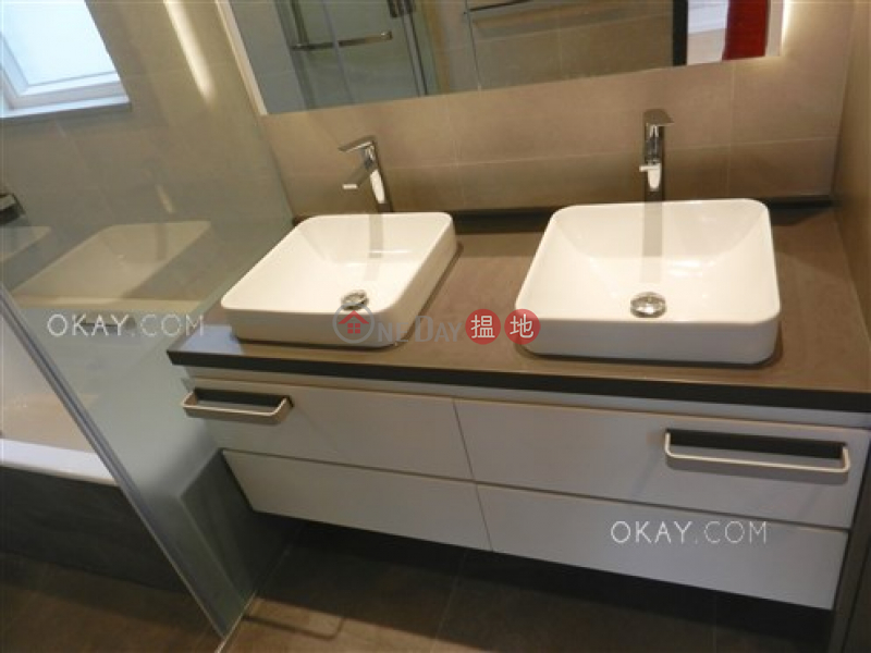 HK$ 85,000/ month Wealthy Heights, Central District Efficient 3 bedroom with parking | Rental