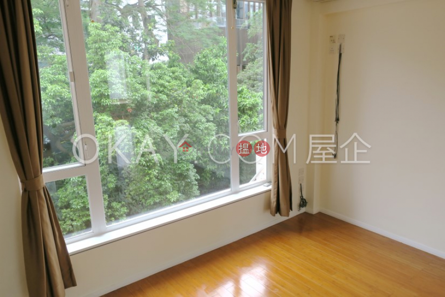 HK$ 49,500/ month 21-25 Green Lane | Wan Chai District, Tasteful 2 bedroom on high floor with parking | Rental