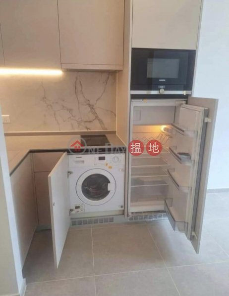 1 BEDROOM RESIGLOW BONHAM, 8 Hing Hon Road | Western District, Hong Kong, Rental HK$ 25,300/ month