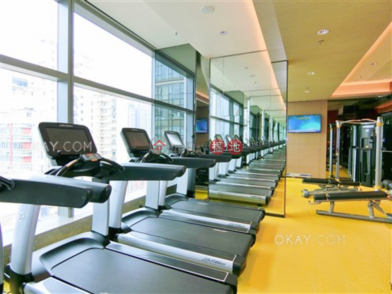 Stylish 1 bedroom on high floor with balcony | For Sale | King\'s Hill 眀徳山 Sales Listings