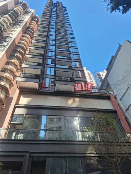 The Hilltop (山道81號),Shek Tong Tsui | ()(1)