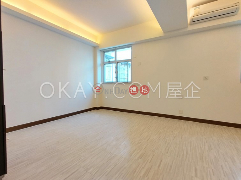 Rare 4 bedroom on high floor with balcony & parking | For Sale | Dragon View 金龍閣 Sales Listings