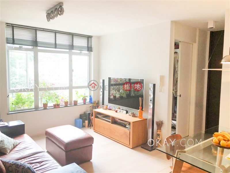 Tasteful 2 bedroom in Pokfulam | Rental, Academic Terrace Block 1 學士臺第1座 Rental Listings | Western District (OKAY-R108165)