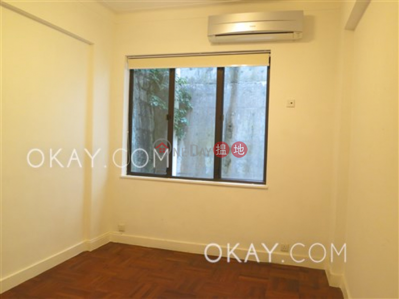 HK$ 57,000/ month Morning Light Apartments Central District, Elegant 3 bedroom in Mid-levels Central | Rental