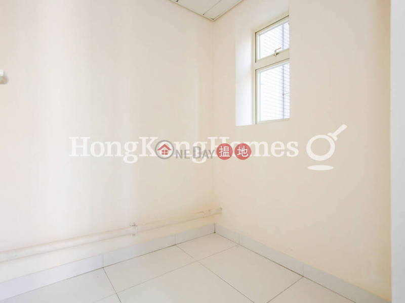 HK$ 42,000/ month, Centrestage, Central District 3 Bedroom Family Unit for Rent at Centrestage