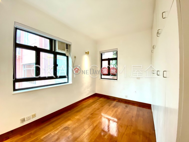 Gorgeous 3 bedroom in Mid-levels Central | Rental | 38C Kennedy Road 堅尼地道38C號 Rental Listings