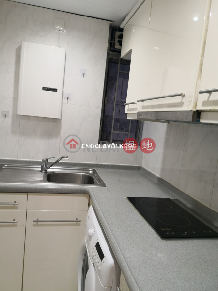 HK$ 31,000/ month, Hollywood Terrace Central District, 2 Bedroom Flat for Rent in Soho