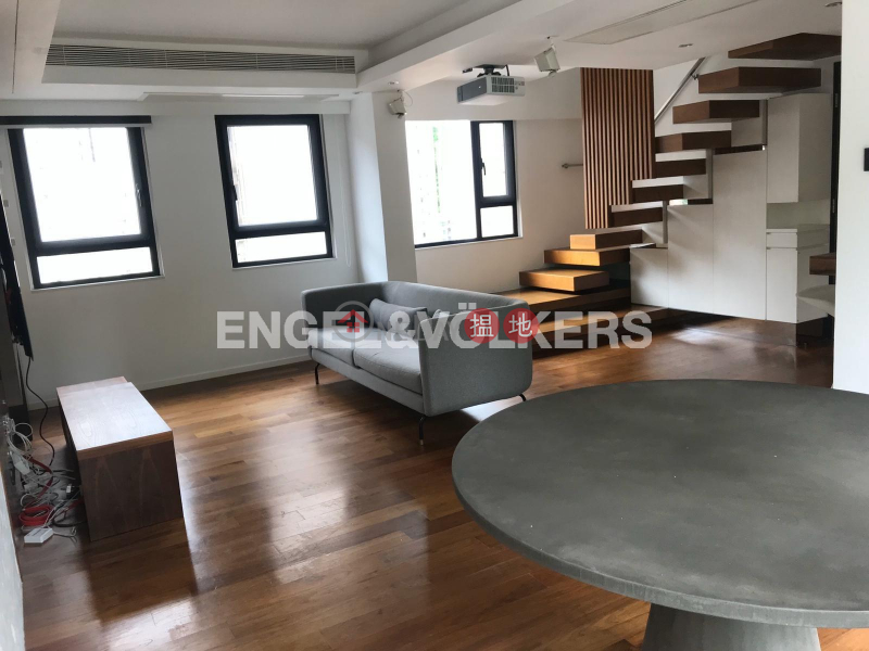 Property Search Hong Kong | OneDay | Residential | Rental Listings | 3 Bedroom Family Flat for Rent in Happy Valley