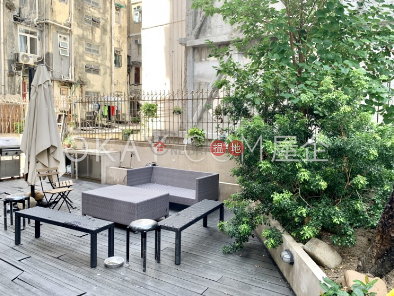 Lovely 1 bedroom with terrace | Rental, Shun Fai Building 順暉大廈 Rental Listings | Western District (OKAY-R241754)