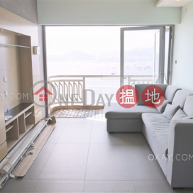 Elegant 2 bed on high floor with sea views & balcony | For Sale | Mount Davis 怡峯 _0