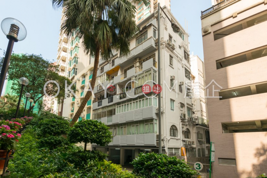 Property Search Hong Kong | OneDay | Residential | Sales Listings Unique 2 bedroom on high floor with balcony & parking | For Sale