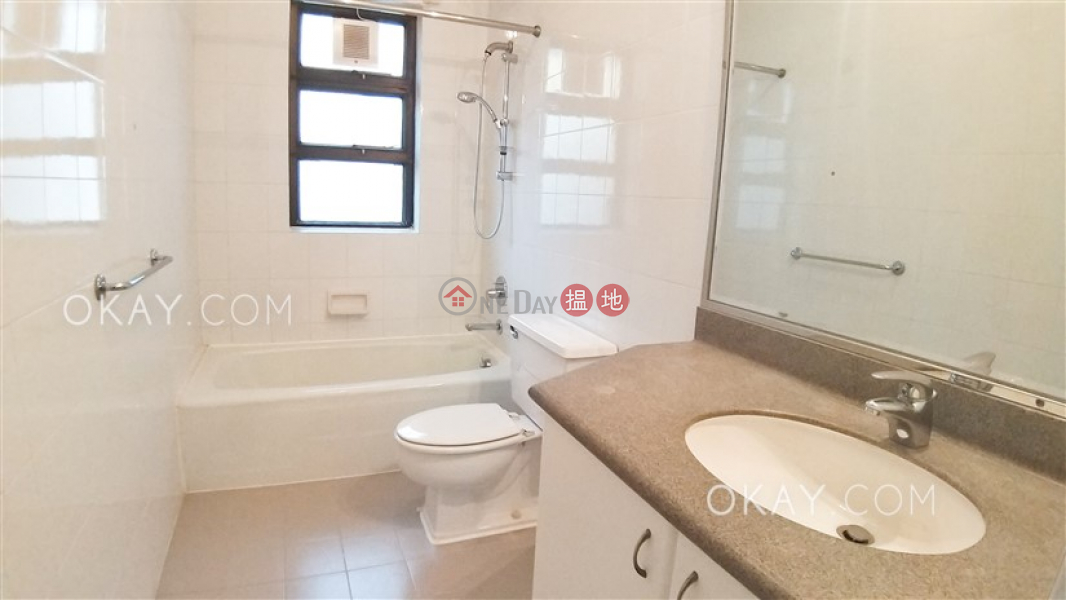 HK$ 79,000/ month | Repulse Bay Apartments Southern District, Efficient 3 bedroom with sea views, balcony | Rental