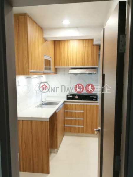 HK$ 7.6M Pokfulam Gardens Block 6 | Western District, Cozy 2 bedroom on high floor | For Sale