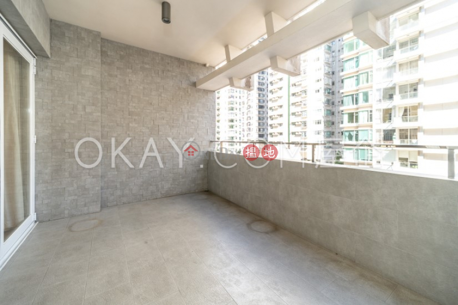 Gorgeous 3 bedroom with balcony | Rental, Olympian Mansion 李園 Rental Listings | Western District (OKAY-R61719)