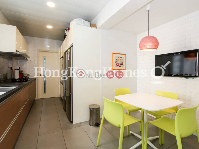 HK$ 85,000/ month | Block 41-44 Baguio Villa Western District | 4 Bedroom Luxury Unit for Rent at Block 41-44 Baguio Villa