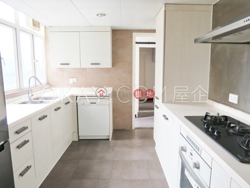 HK$ 100M, Redhill Peninsula Phase 4, Southern District Unique penthouse with rooftop, terrace & balcony | For Sale