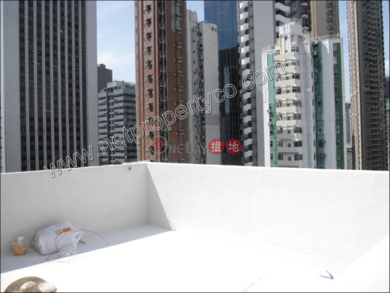 Unit with rooftop for sale with lease in Wan Chai | Kin On Building 建安樓 Sales Listings