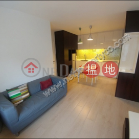 Newly renovated apartment for rent in Wan Chai | Li Chit Garden 李節花園 _0