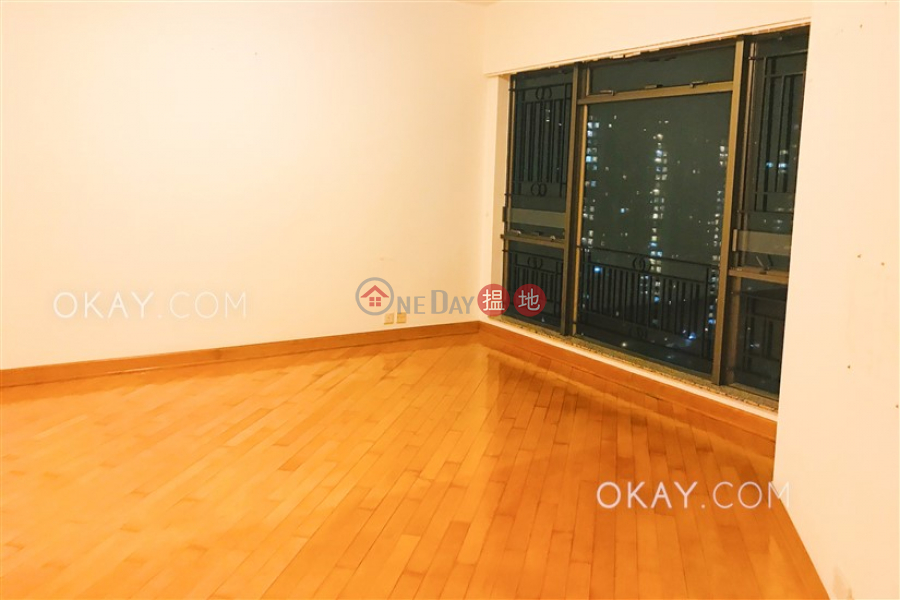 Property Search Hong Kong | OneDay | Residential | Sales Listings | Unique 3 bedroom on high floor with sea views | For Sale