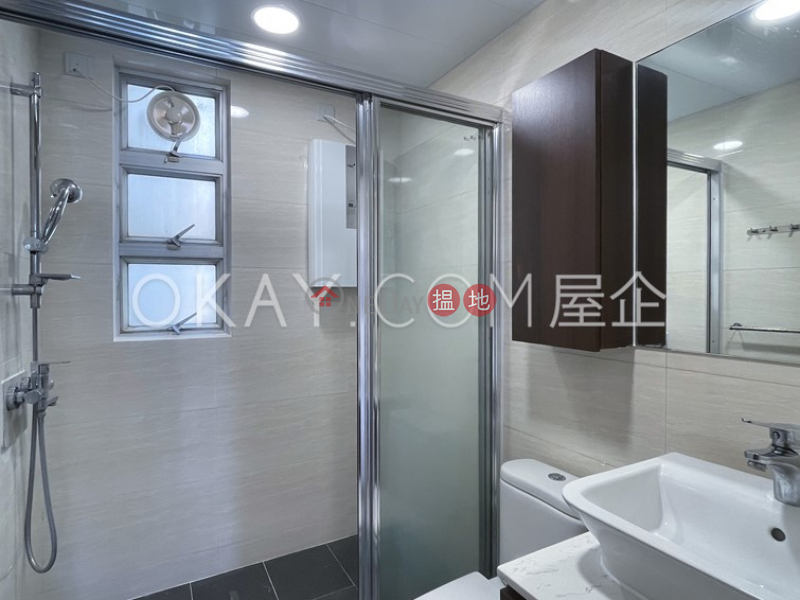 HK$ 28,000/ month Floral Tower | Western District, Popular 3 bedroom in Mid-levels West | Rental