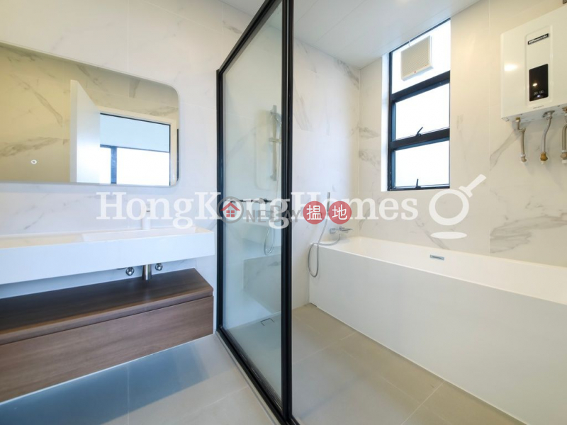 Property Search Hong Kong | OneDay | Residential | Rental Listings | 3 Bedroom Family Unit for Rent at Block 3 Banoo Villa