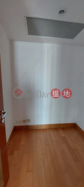 Two bedrooms, one suite, and one study in The Harbourside 1 Austin Road West | Yau Tsim Mong, Hong Kong Sales, HK$ 22.5M