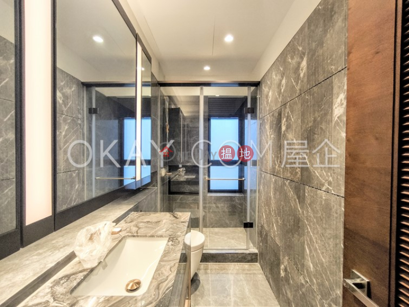 Beautiful 2 bedroom with balcony | Rental | Victoria Garden Block 1 域多利花園1座 Rental Listings