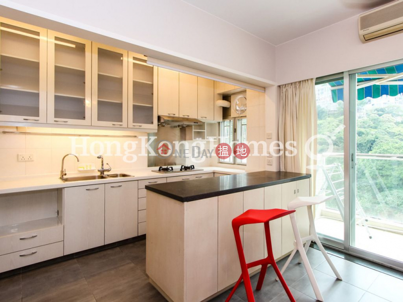 HK$ 16M | Village Tower Wan Chai District | 3 Bedroom Family Unit at Village Tower | For Sale
