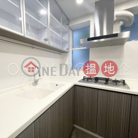 Nicely kept 2 bedroom with parking | Rental | Ivory Court 華麗閣 _0